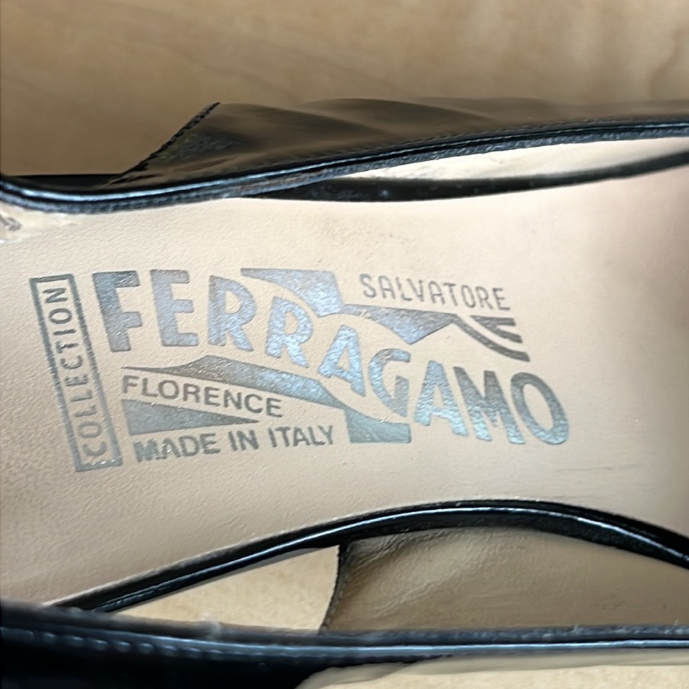 SALVATORE FERRAGAMO Sling Back Kitten Heel Open Toe Sandal Shoe - Picture 5 of 8
